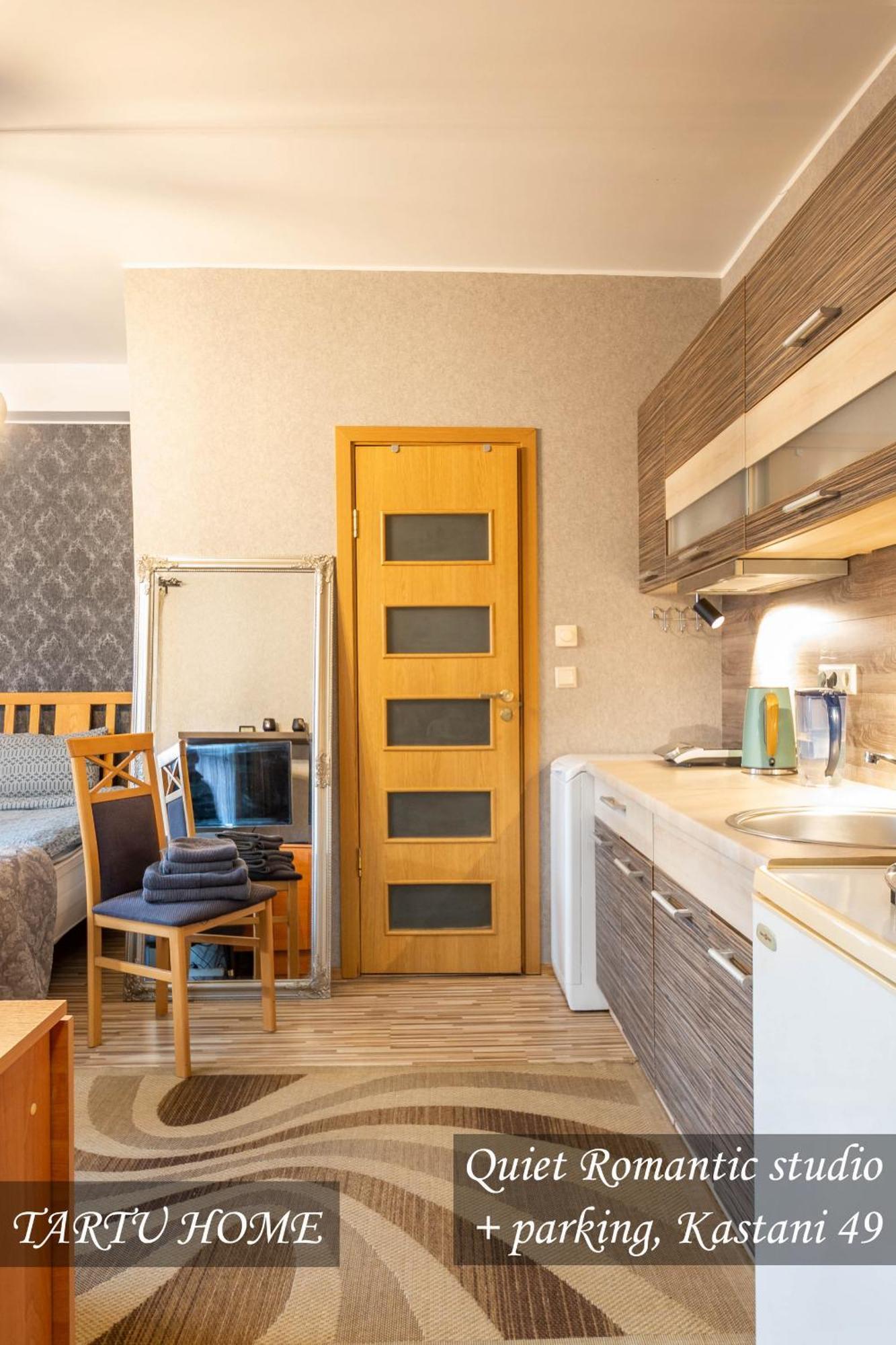 Quiet Romantic Studio Plus Parking, Tartu Home Eksteriør bilde
