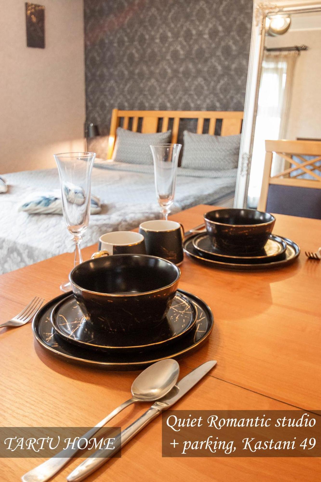 Quiet Romantic Studio Plus Parking, Tartu Home Eksteriør bilde